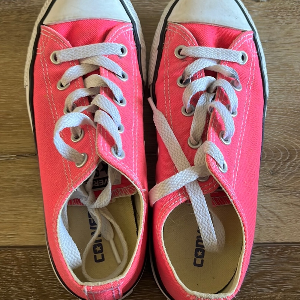 Girls Pink Converse size 1.5